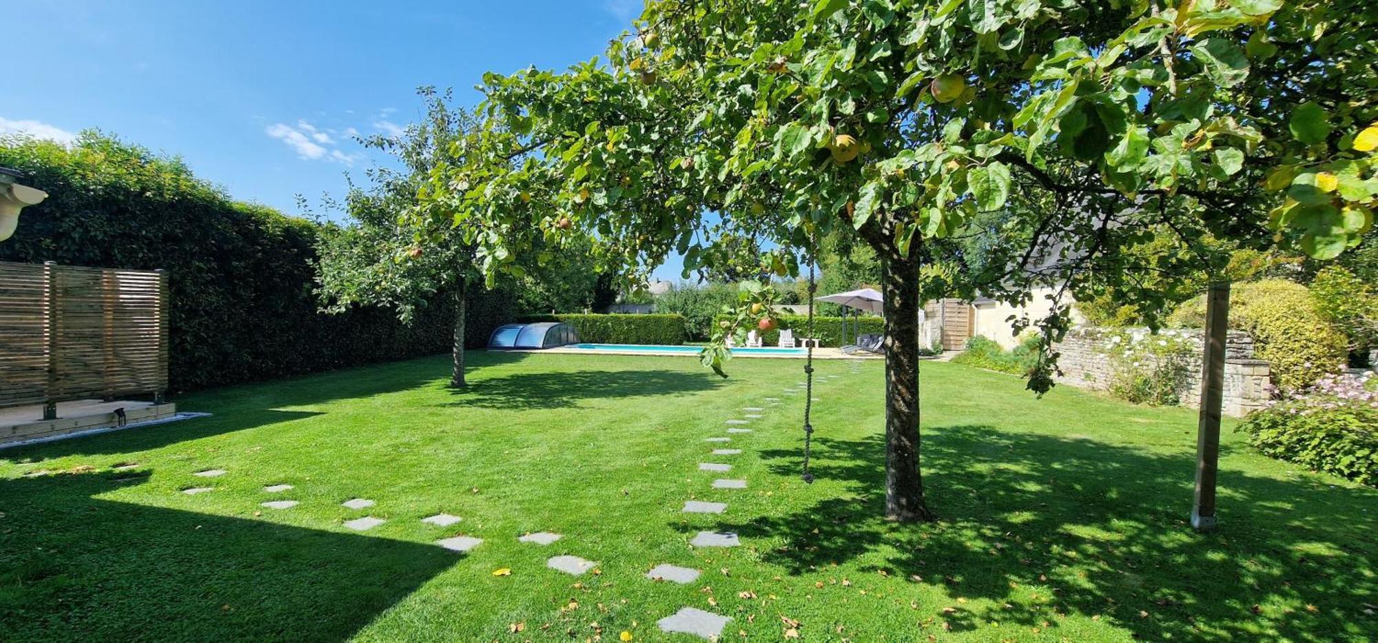 Gite 4 Personnes Avec Piscine Et Bain Nordique Proche Des Plages Du Debarquement Le Manoir  エクステリア 写真