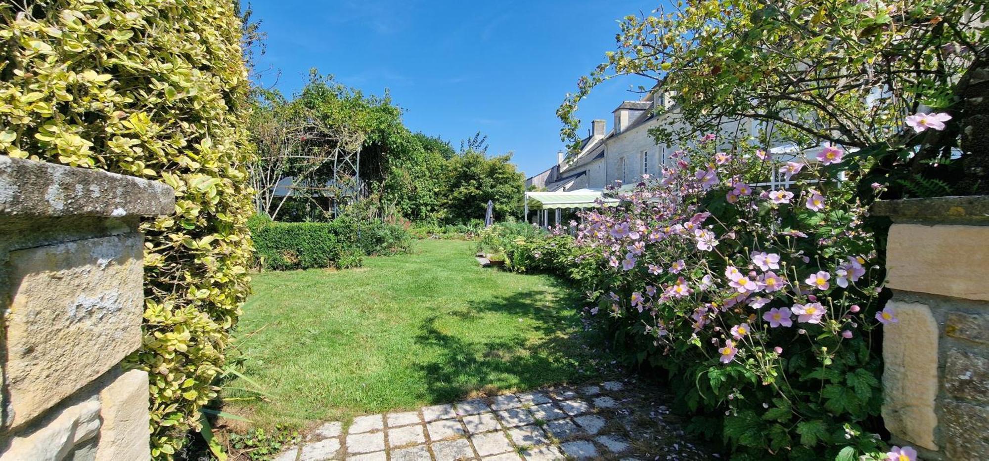 Gite 4 Personnes Avec Piscine Et Bain Nordique Proche Des Plages Du Debarquement Le Manoir  エクステリア 写真